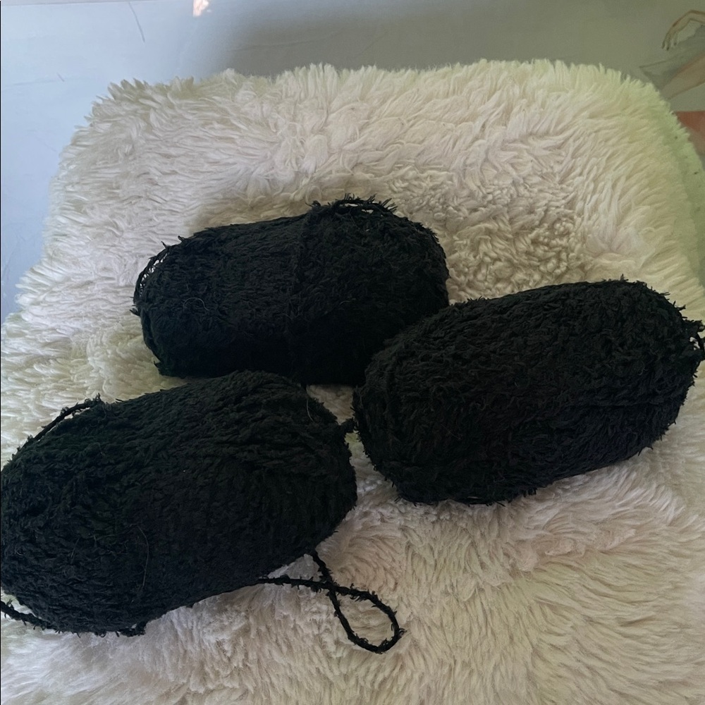 Soft Black Yarn new without tags